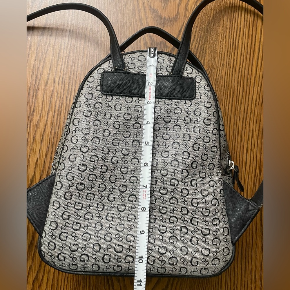 Guess Black Monogram Backpack Classic Design - Picture 3 of 12